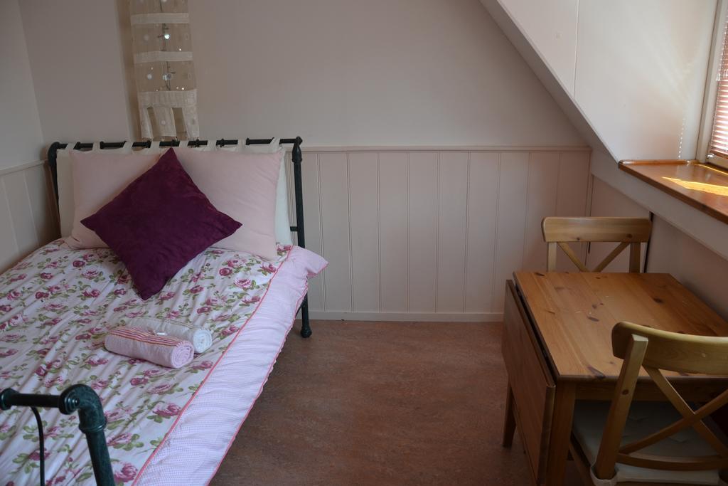 B&B Macbed Checkin-Time 1700-1800 Or Request Before You Book Alkmaar Quarto foto
